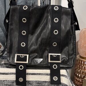 Fashion  Black Messenger Bag with Silver Accents